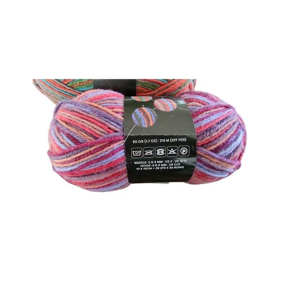 Mix Lot 2 Skeins Mayflower Uranus Sock Yarn Color FV-03 & FV-02 (50g/229yds ea) - Picture 3 of 5